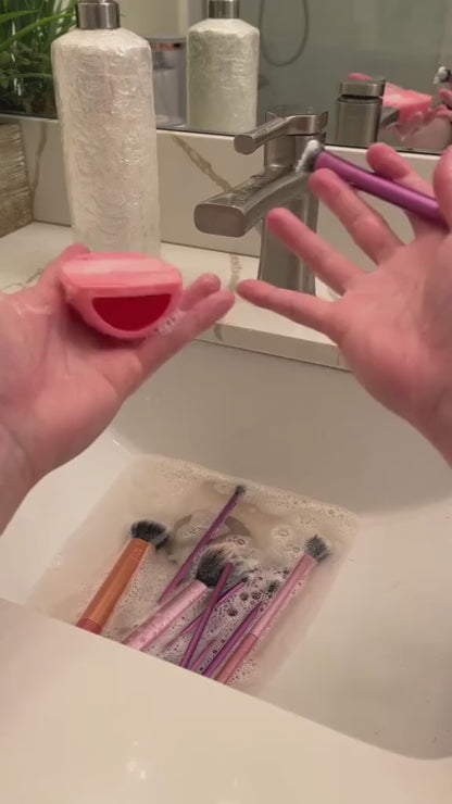 🌸 ¡Dile adiós al maquillaje acumulado en tus brochas! 🌸